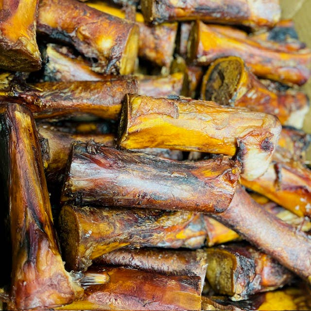 Cold smoked marrow bones: Large